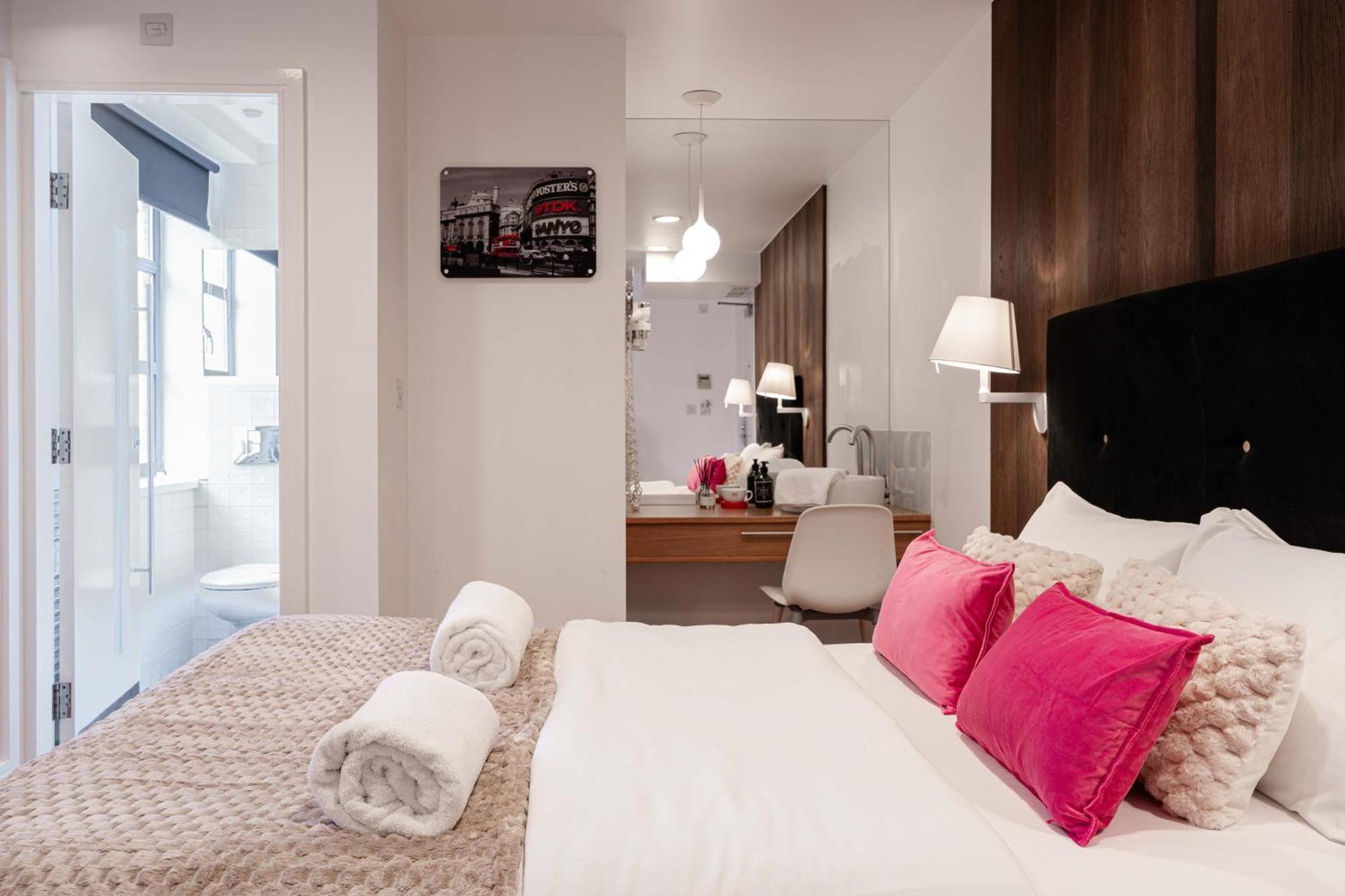 Hotel The Whitechapel Londra Esterno foto