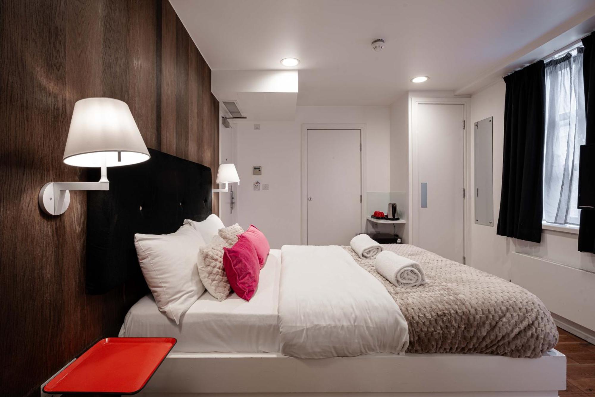 Hotel The Whitechapel Londra Esterno foto