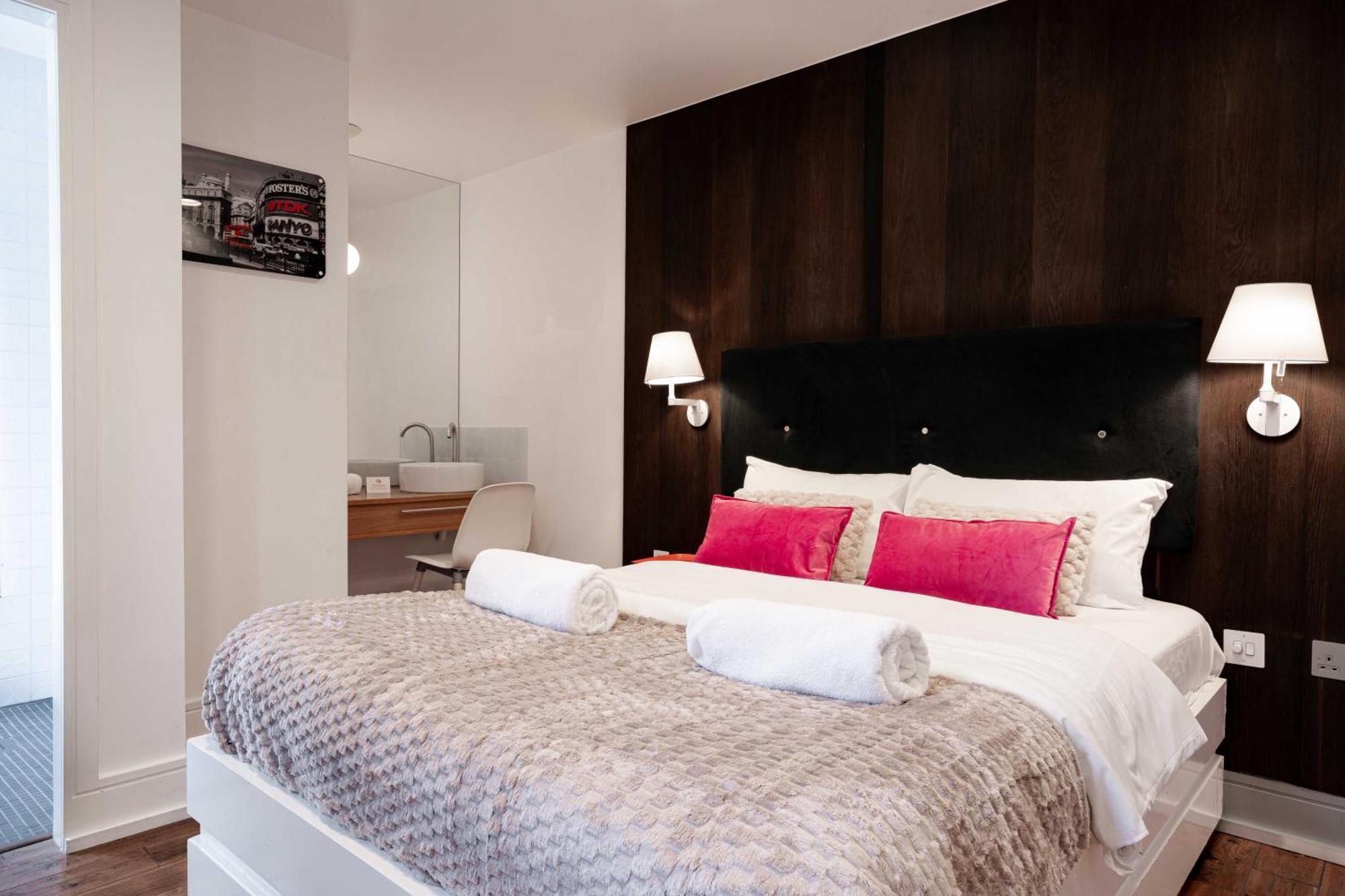 Hotel The Whitechapel Londra Esterno foto