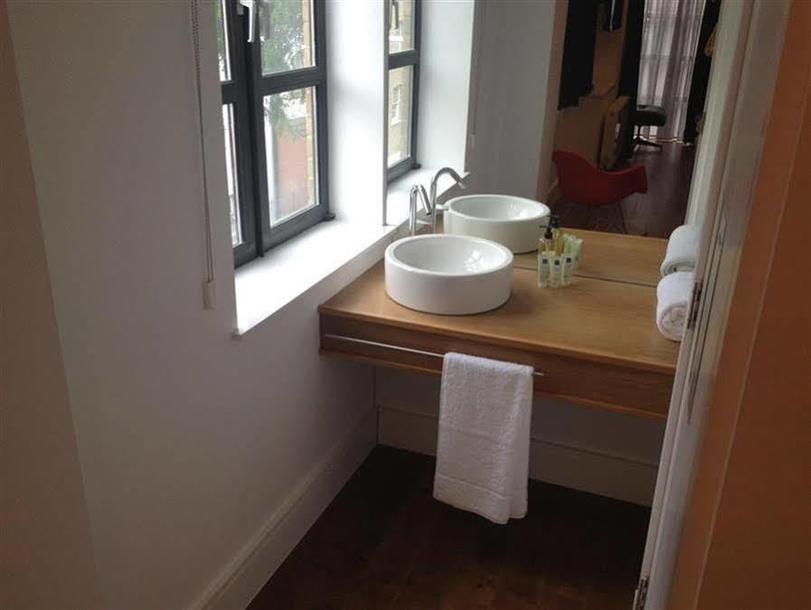 Hotel The Whitechapel Londra Esterno foto